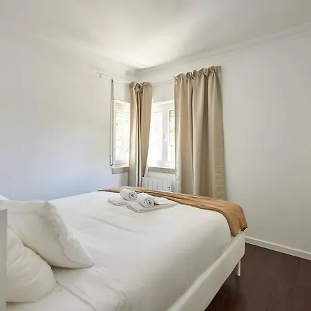 Oasis Apartment